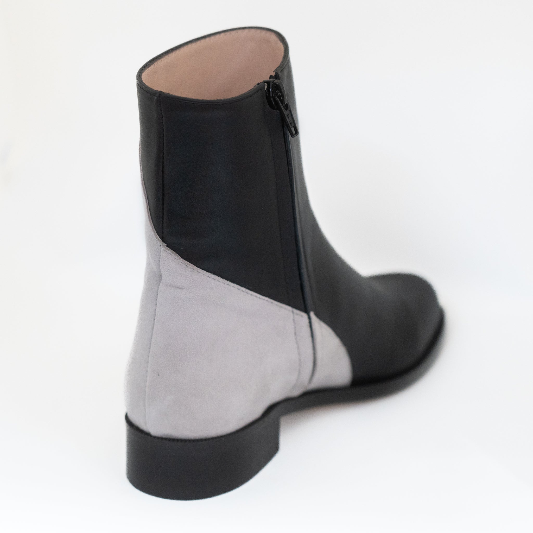 Etta Low – Jocie Juritz Collection